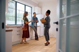 How a Real Estate Agent Helps in the Home Buying Process